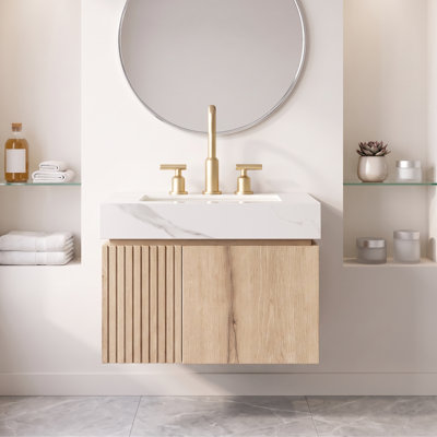 Meuble-lavabo mural 24 po en contreplaqué flottant mural en chêne blanc avec plateau en pierre frittée blanc de Carrare et lavabo en céramique encastré, 2 portes avec amortisseurs à fermeture douce, pré-assemblé