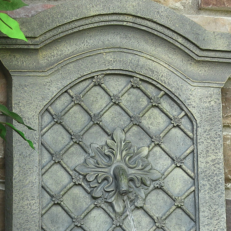 Fontaine murale d'extérieur Leyland Rosette, Gris clair