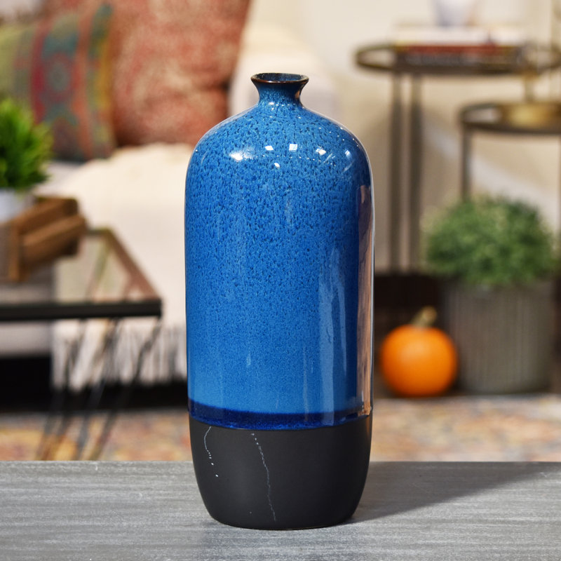 Vase de table en grès Perri, H 13,5 po x l 5,5 po x P 4,5 po, Bleu