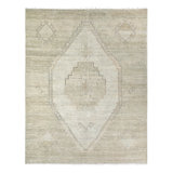 Jaipur Living Fayola JIN11 Handknotted Medallion Green Area Rug (10'x14')