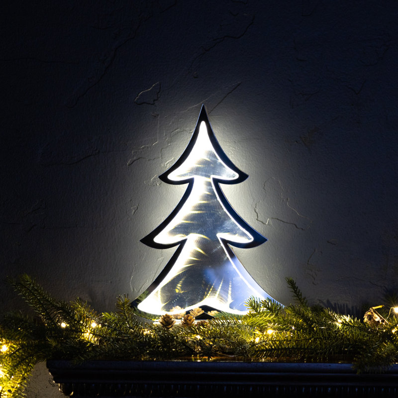 Pine Tree Outline Kanija Light Display (Set of 2)