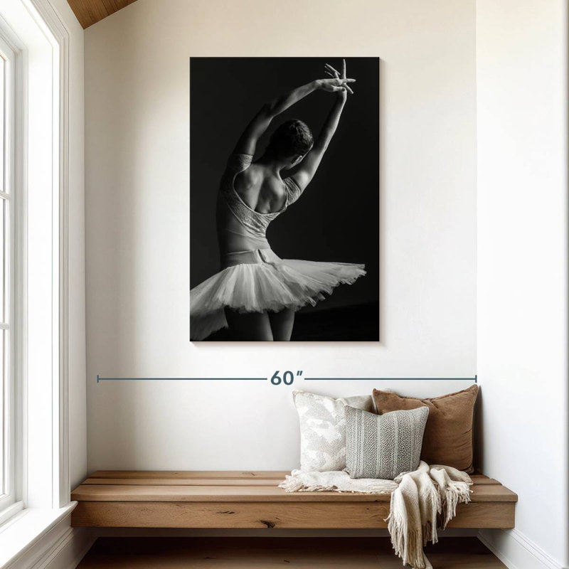 Pose de ballerine, H 45 po x l 30 po