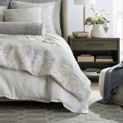 Gardenia Floral Blanket