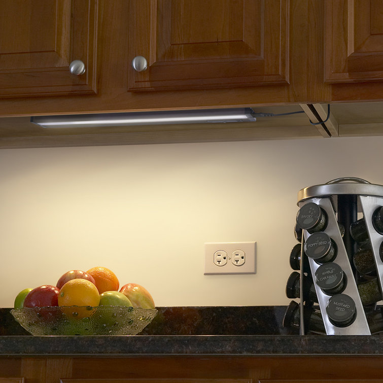 BLACK+DECKER LED 9-inch Under-Cabinet Lights Kit, 1-Bar, Warm