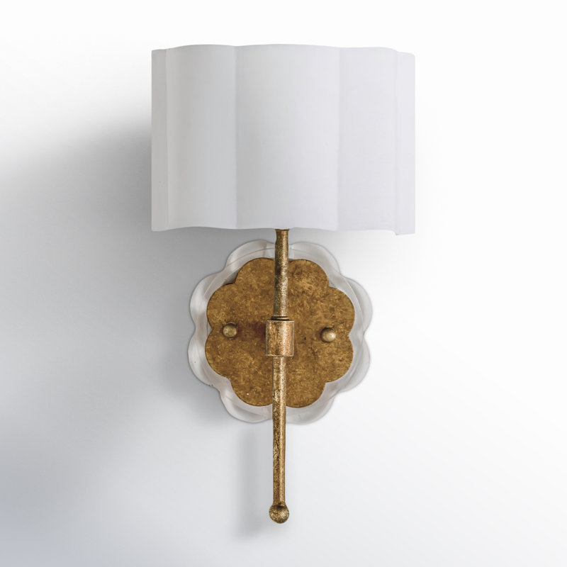 Shirley 1 - Light Wallchiere, Gold
