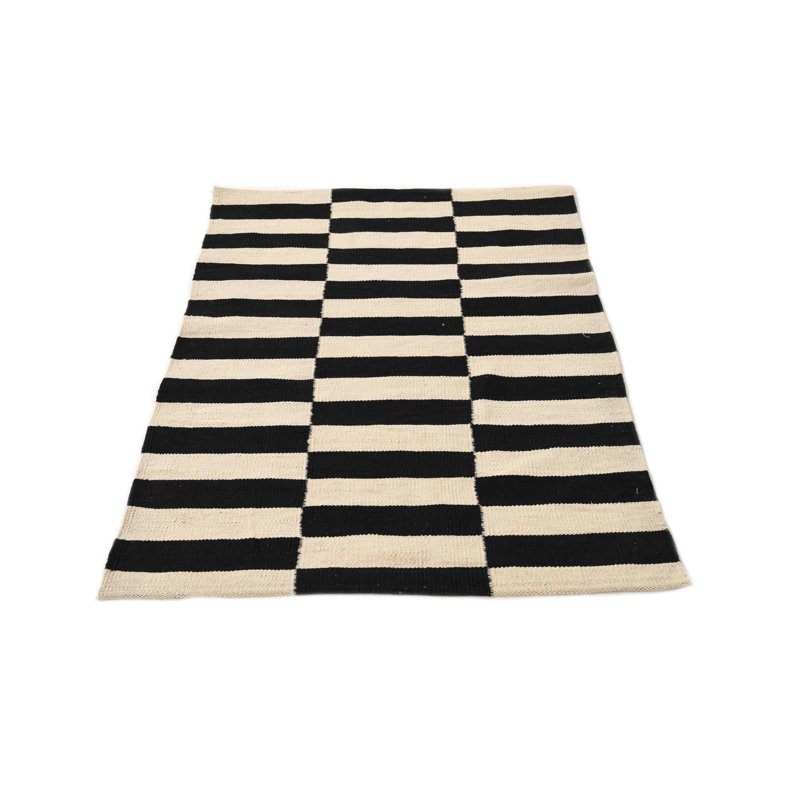 Tapis noir et blanc Noor