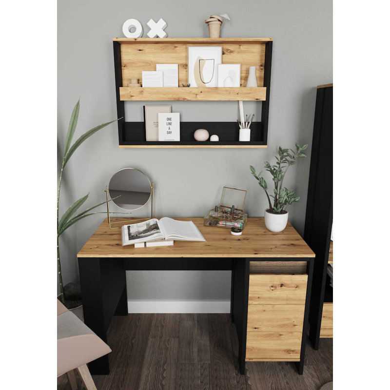 Geordie Floating Shelf