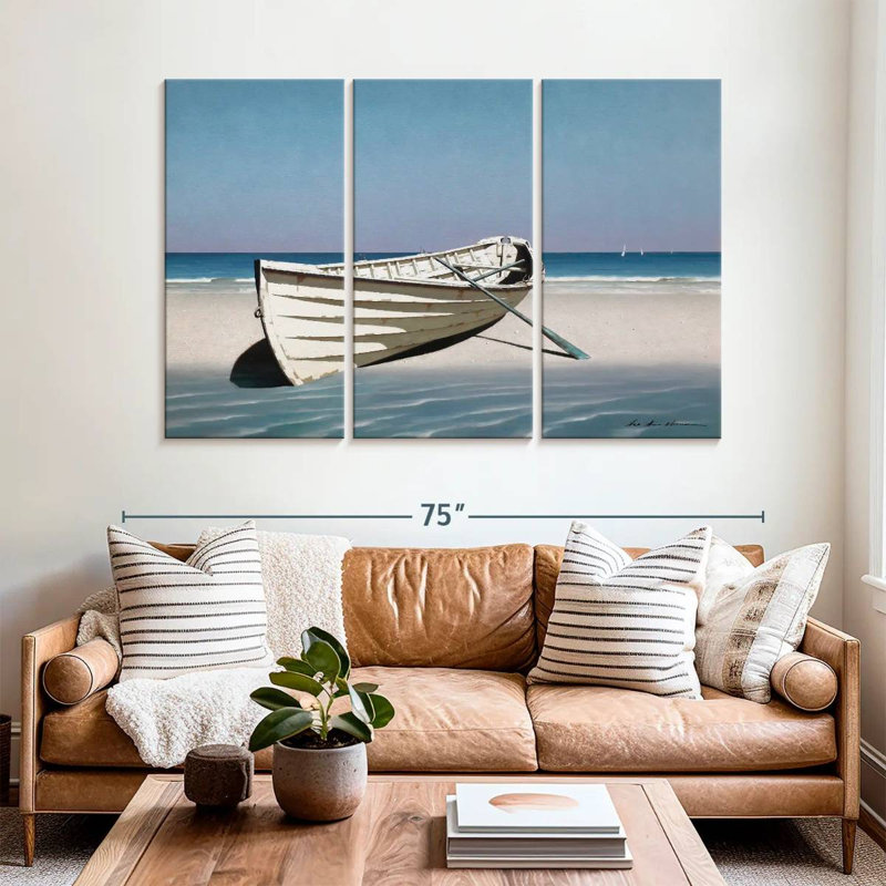 Mehar, bateau blanc sur la plage, H 42 po x l 65 po