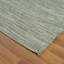 Tapis texturé à franges-115880111