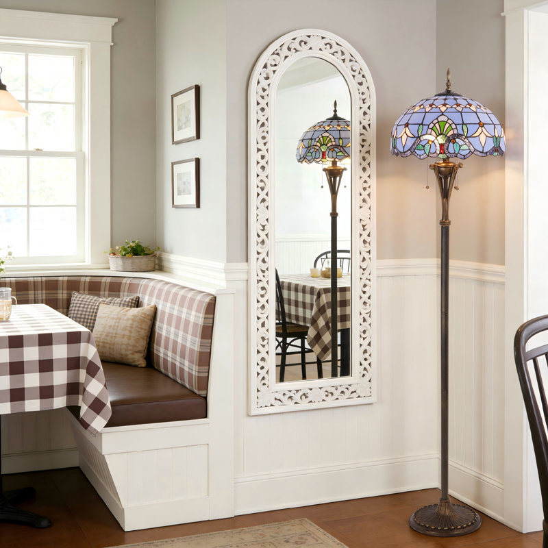 69" Traditional Floor Lamp With Tiffany-Style Baroque Stained Glass Shade