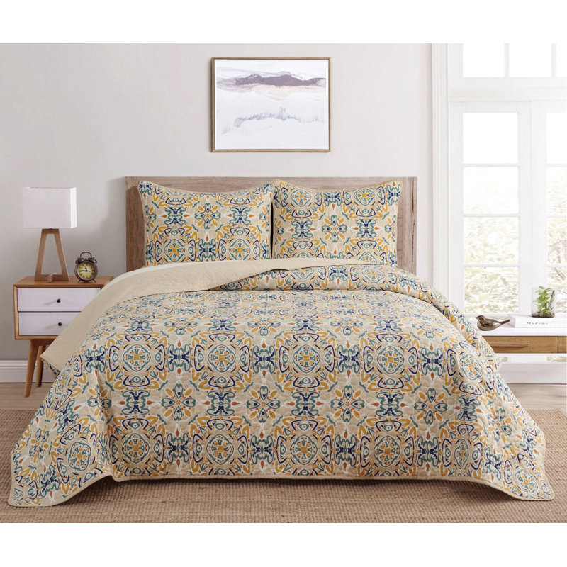 Dan River Reversible Printed Quilt Set (3 Piece), King Quilt + 2 King Shams, Beige Mosaic