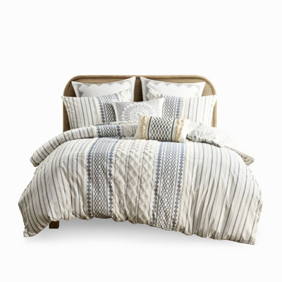 With Chenille - Pattern, Button Closure, Comfortable Bedding Global Inspired, Buttoned, Soft And Luxurious