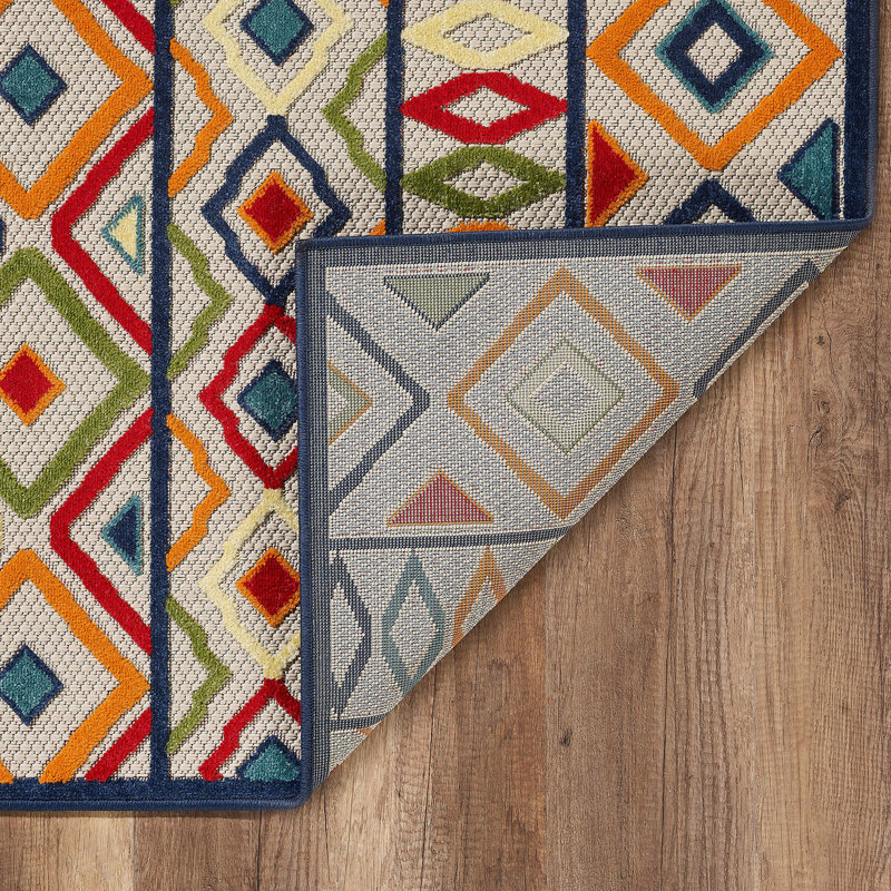 Multi Aztec Pattern Indoor Outdoor Area Rug, Rectangle 7' x 9'