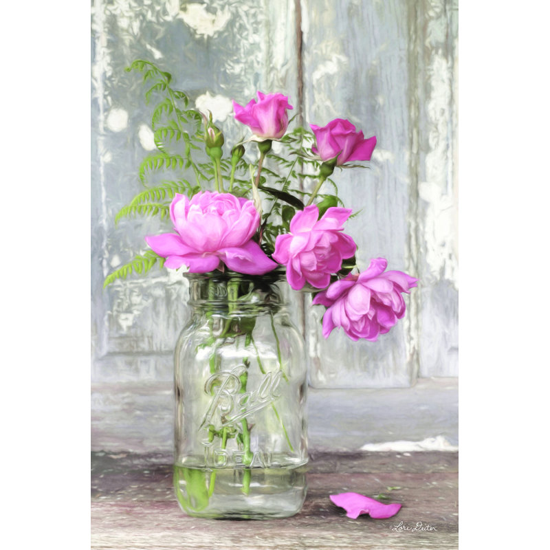La vraie rose par Lori Deiter - impression, H 36 po x l 24 po, Toile tendue