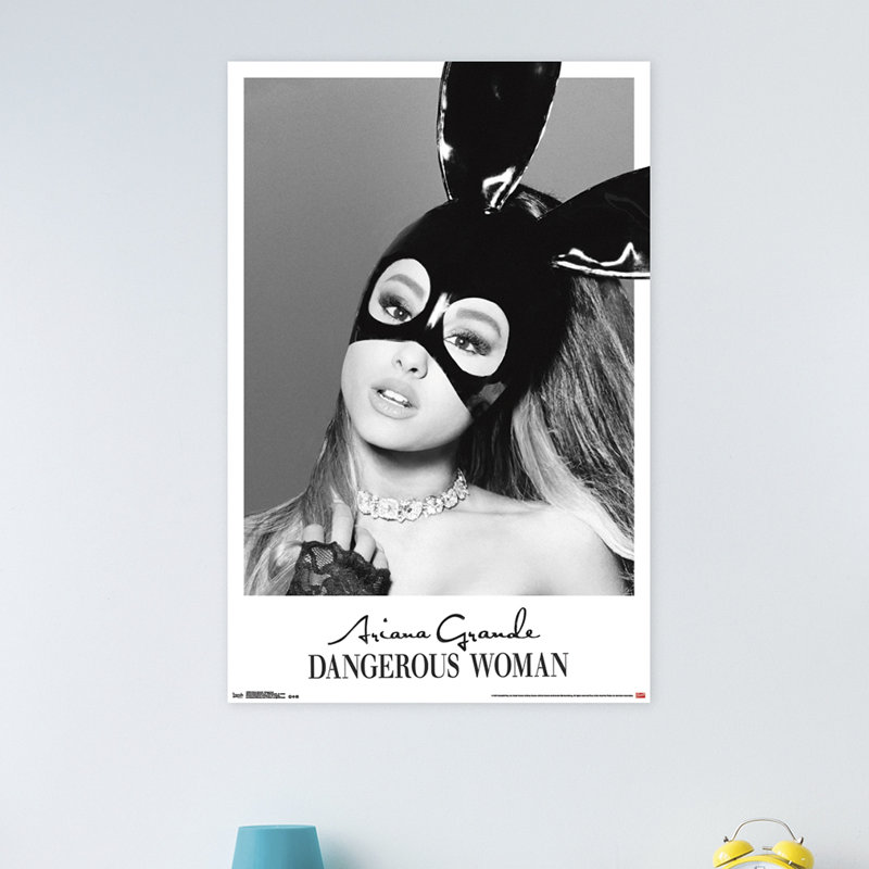 Impression sur papier ariana grande-dangereuse