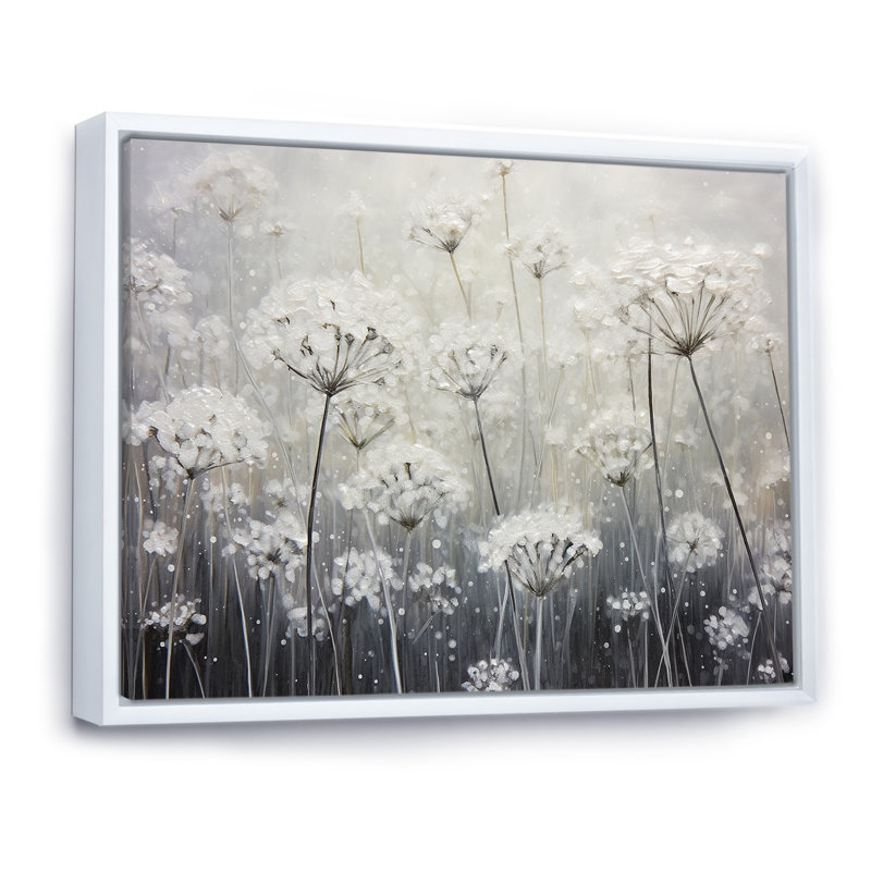 Champ floral opalescent brumeux I, Cadre flottant blanc, H 24 po x l 32 po x P 1,5 po