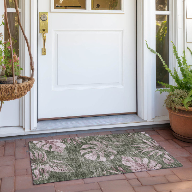Tapis olive intérieur / extérieur lavable à la machine Xhevrie, Rectangle 1 pi 8 po x 2 pi 6 po