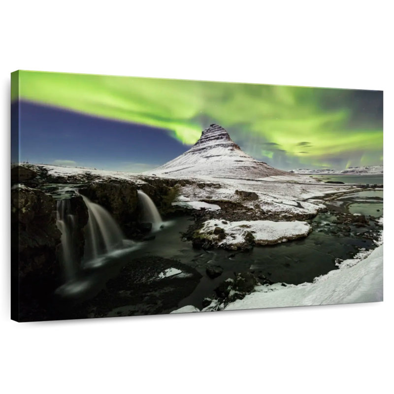 Alvord lumières polaires au-dessus de Kirkjufell, H 16 po x l 24 po