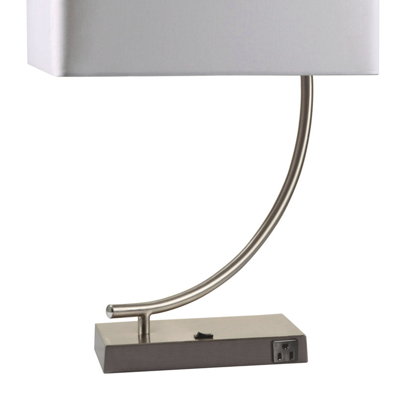 Lampe de table en métal 22,5 po