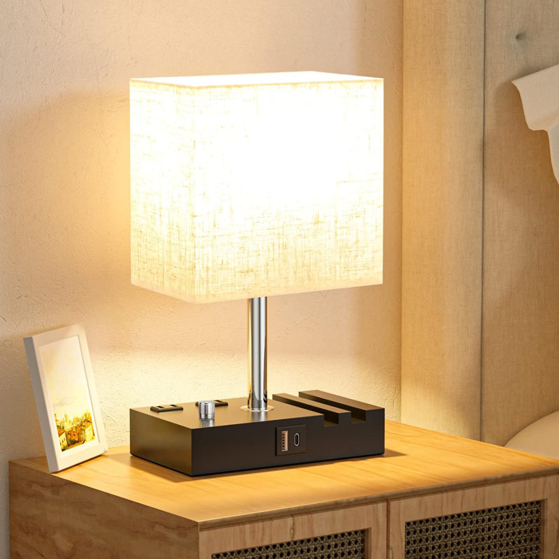 Lerena Metal USB Table Lamp