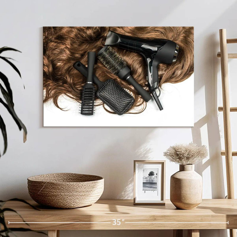 Articles de coiffure, H 16 po x l 24 po