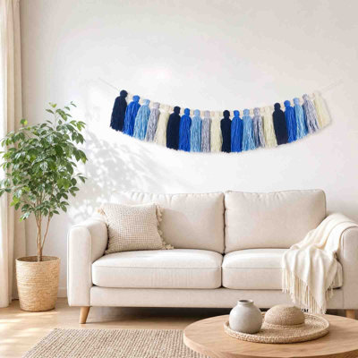 Guirlande de pompons en fil de laine de style bohème, 150 cm, avec perles en bois et franges en macramé. Décoration murale colorée pour chambre d'enfant, chambre ou fête.
