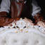 Canapé en tissu de luxe léger de style américain.-91820470