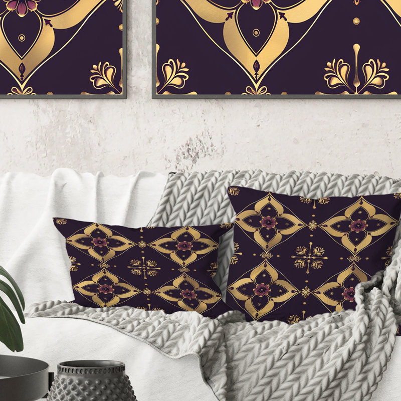 Coussin lombaire mauve traditionnel royal royal