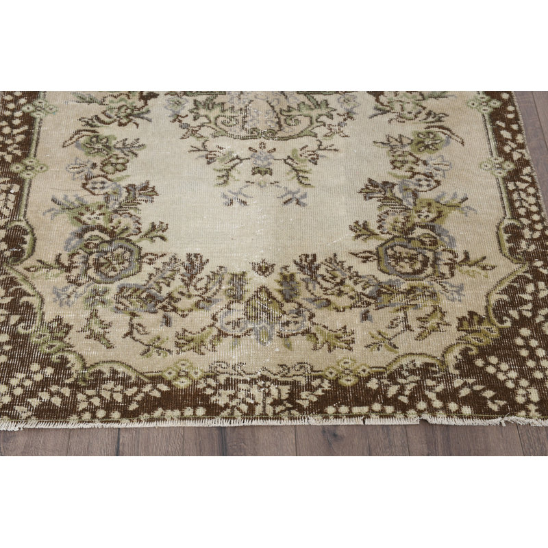 Tapis beige en patchwork de laine rétro 44,9 x 77,6 po
