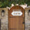 Plaque de porte - décorations murales en métal personnalisées, monogramme de lettre fendue en métal, affiche de nom de maison de famille en métal sur la porte, panneau de chalet d'extérieur