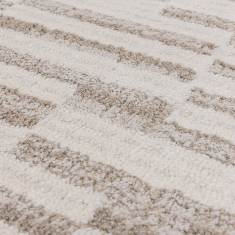 Deral Geometric Cream Area Rug, Rectangle 200 x 275 cm