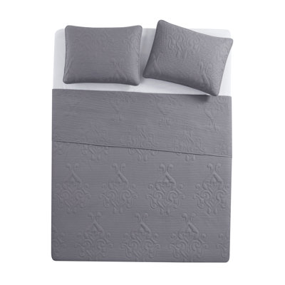 Square 3-Piece Solid Pinsonic Textured Quilt Set