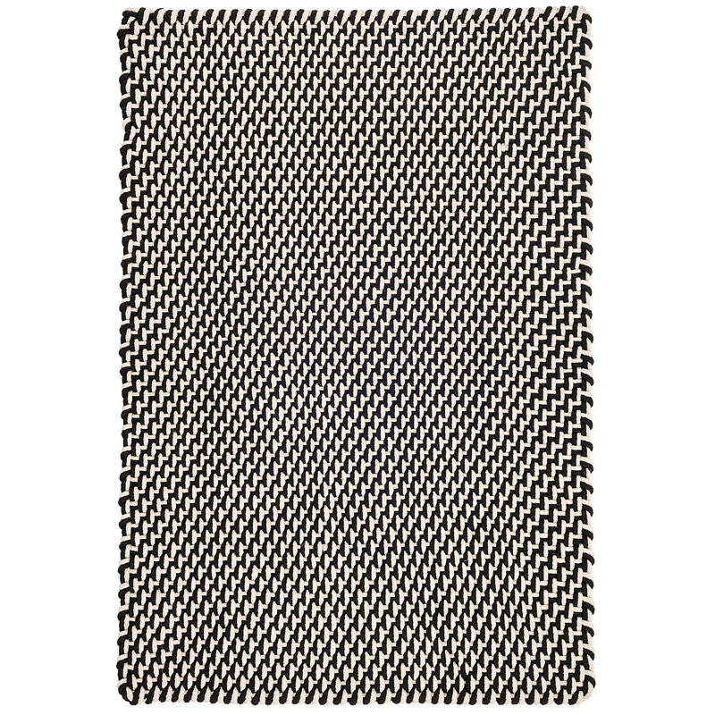 Two-Tone Rope Black/Ivory Handwoven Indoor/Outdoor Rug, Runner 2'6" x 8'