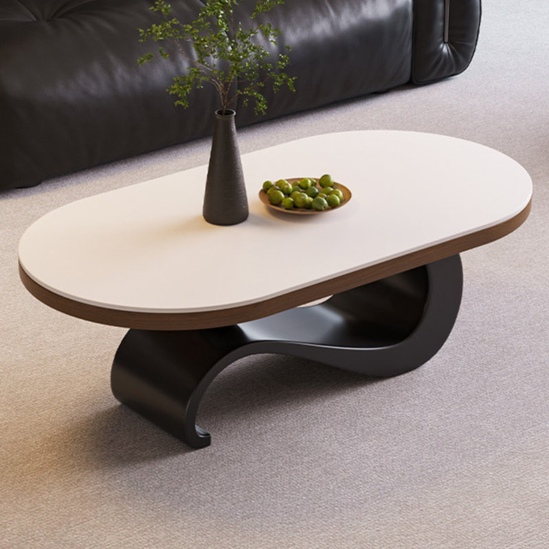 Image de couleur pierre et table basse ovale en bois manufacturé