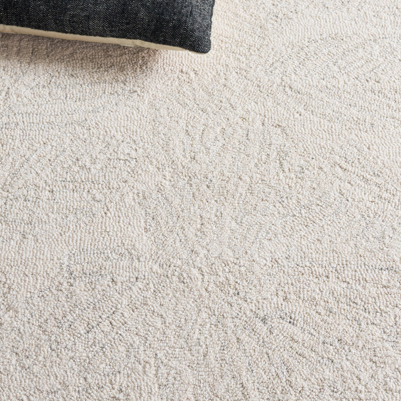 Pine 116 Hand Tufted Wool/Viscose Floral Rug in Light Gray/Ivory, Rectangle 3' x 5'