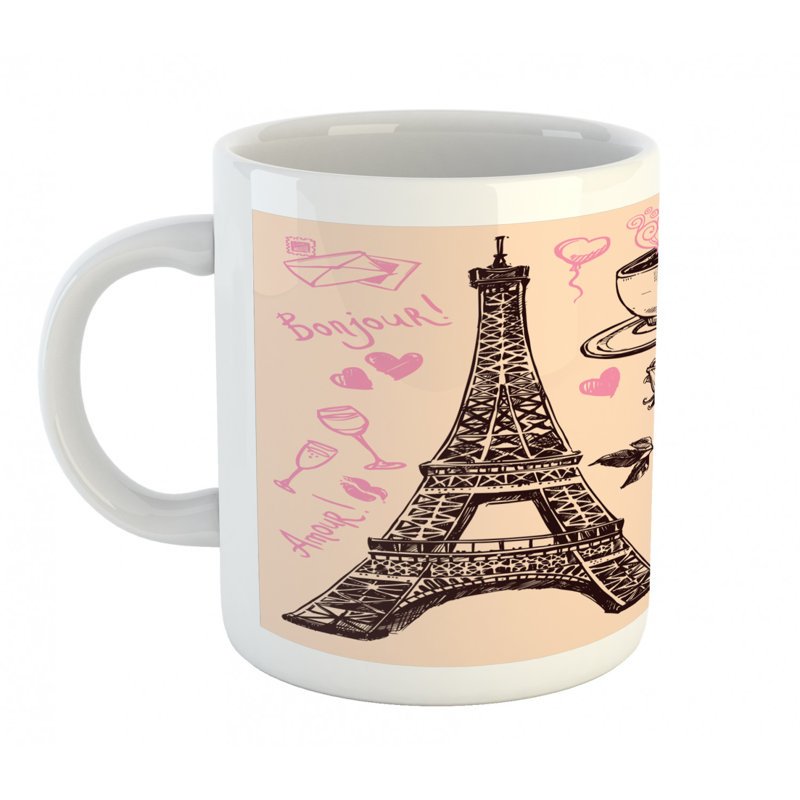 Grande tasse à café en tour eiffel