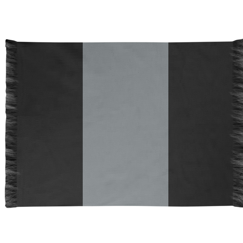 Tapis noir à rayures de hockey national, Oui