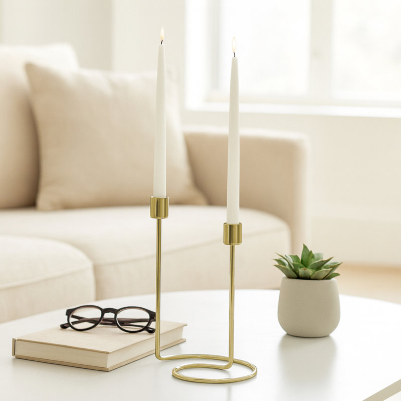 Porte-bougie décoratif avec base sculpturale tourbillon, Doré