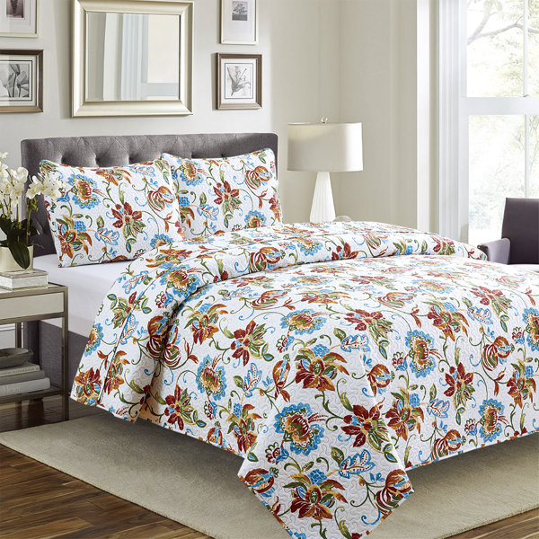 Glory Home Design Elodie Polyester Percale Floral Quilt Set | Wayfair