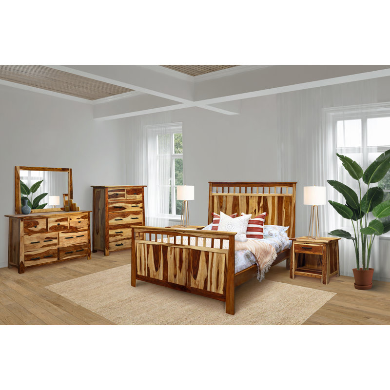 Ringgold 25.5'' W Solid Wood Nightstand, Brown