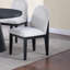 Chaise d'appoint ergonomique en tissu blanc