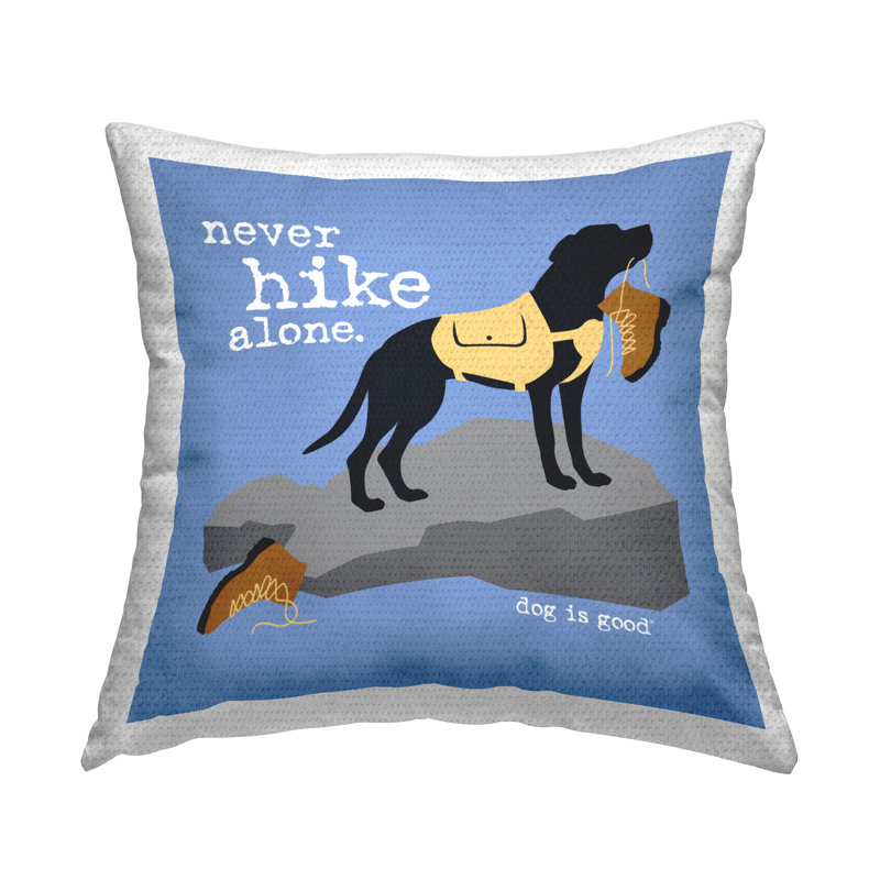 Coussin d'extérieur imprimé "Never Hike Alone Dog" par Dog Is Good