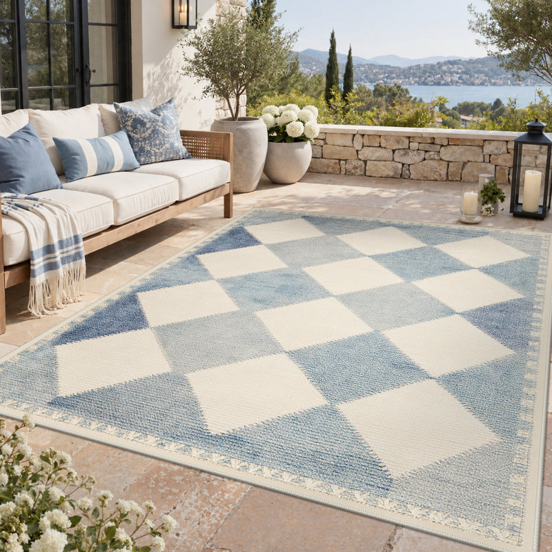 Tapis intérieur bleu / beige lavable à la machine Teshayla, Beige/ Blue, Rectangulaire 8 pi x 10 pi