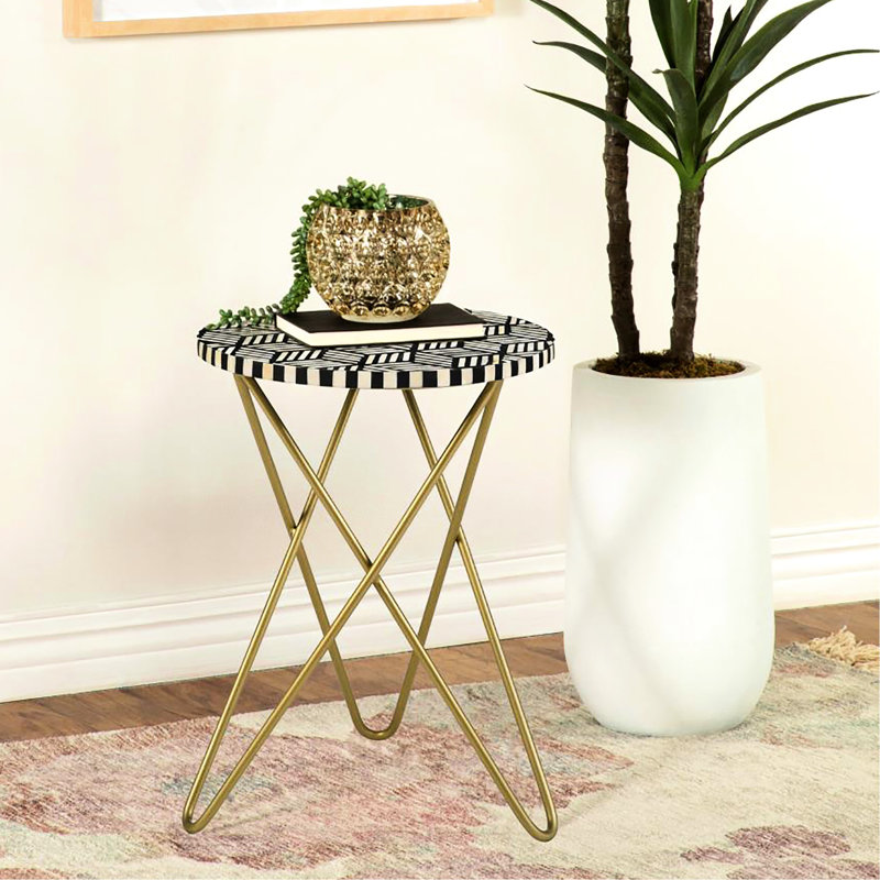 Table d'appoint noire et blanche avec mosaïque éblouissante - Faites briller votre maison