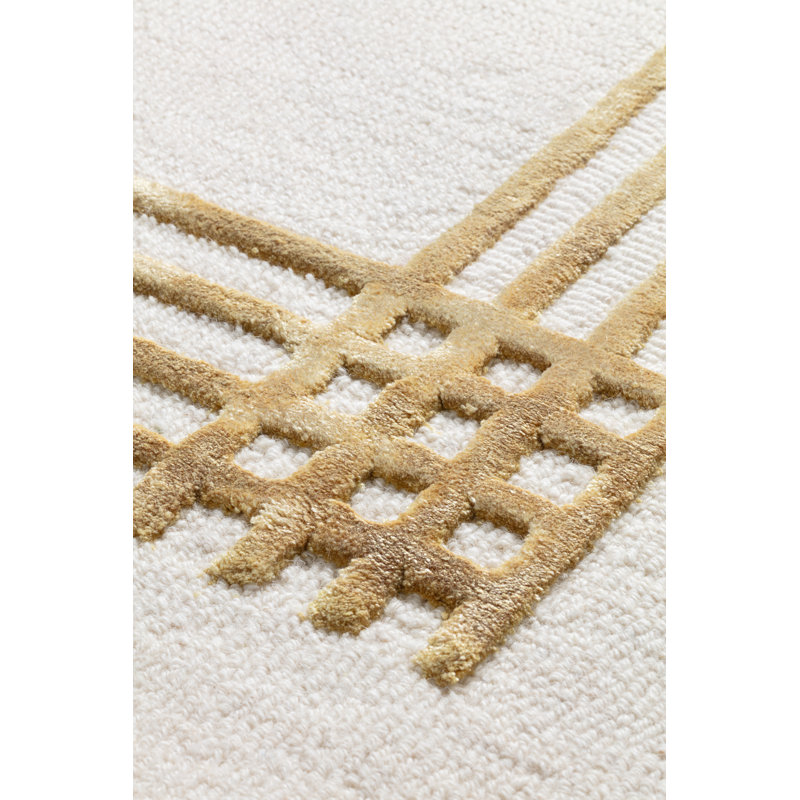 BEELINE, Rectangle 5'7" x 7'10"