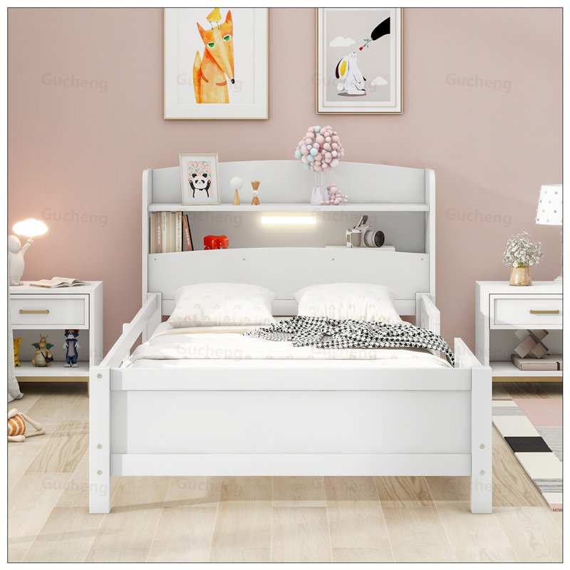 Lit plateforme avec lumière DEL et tête de lit à rangement, parfait pour les chambres à coucher modernes et classiques.