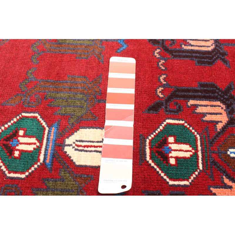 Tapis rouge Teimani 2 pi 9 po x 4 pi 10 po