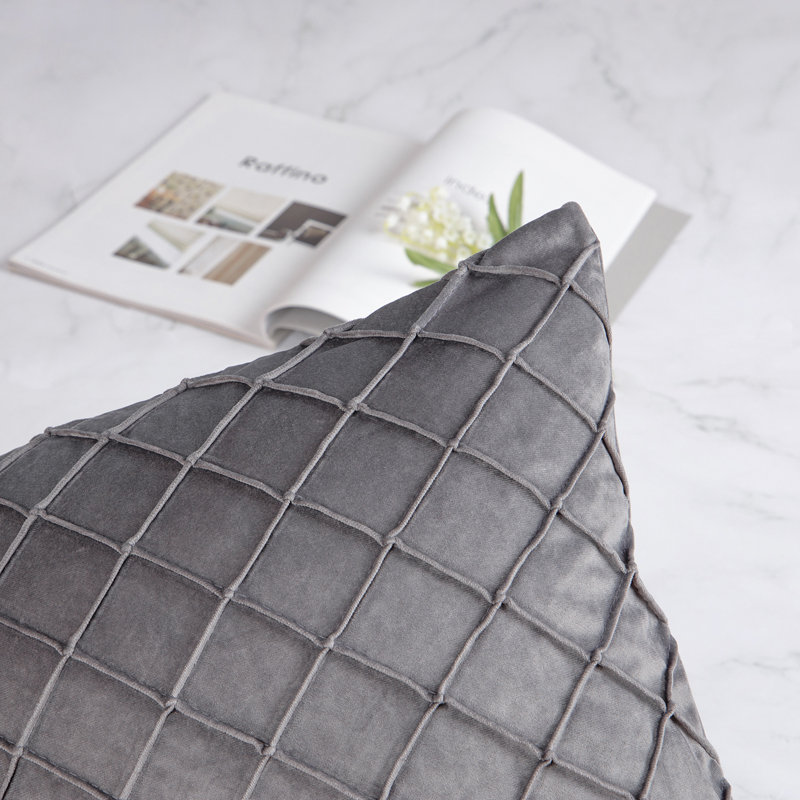 Coussin décoratif carré en velours 18 po, coussins décoratifs texturés à losanges, Gris