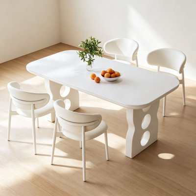 Table en pierre frittée crème