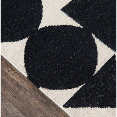 Roshni Hand-Woven Geometric Wool Rug
